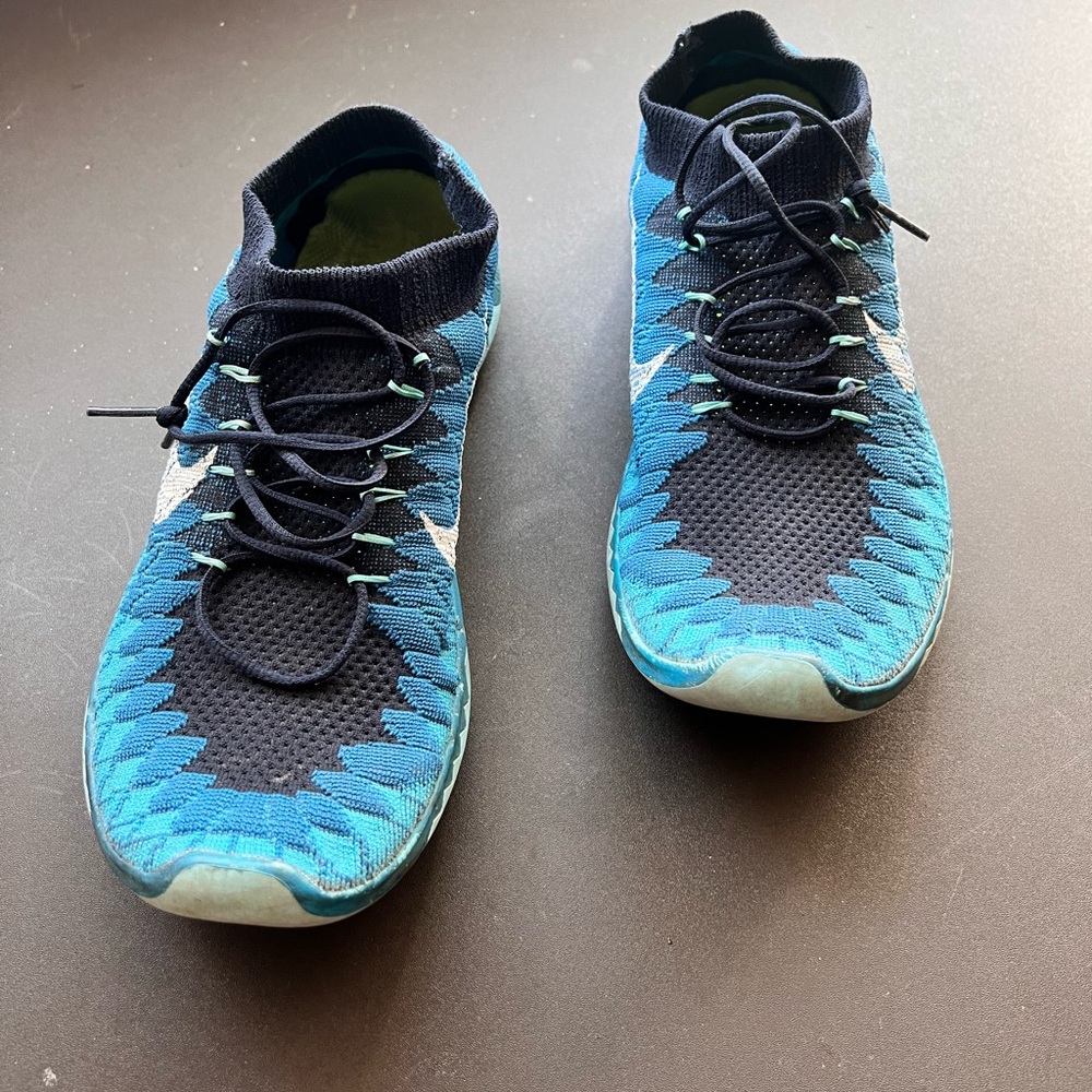 Running Nike Shoes